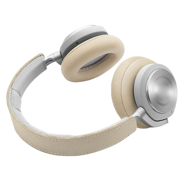 JBL Pure Bass Wireless Headphones – Deep Bass & Seamless Connectivity